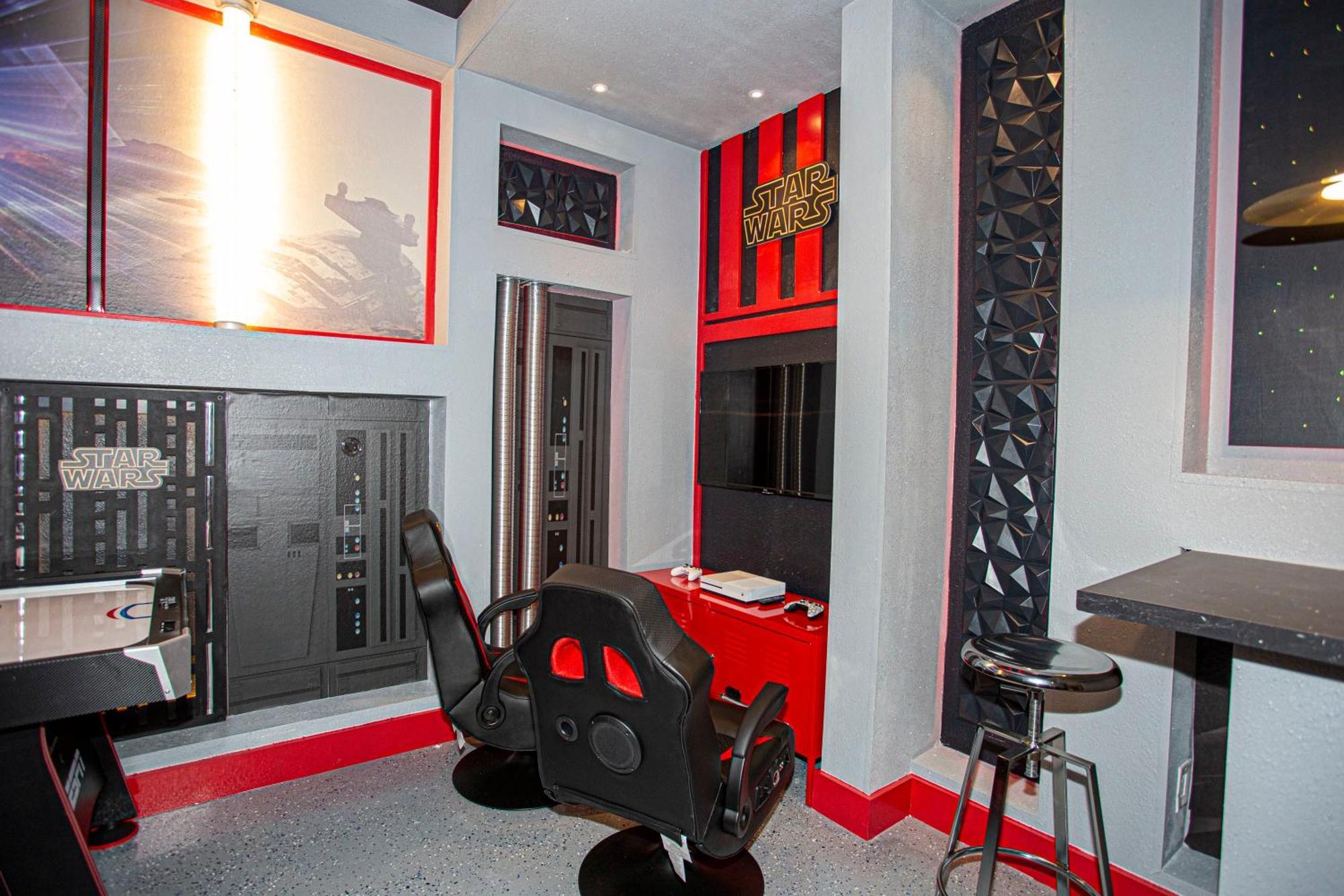 Wonderful 9Bd6Ba Starwarsgamer Sleep22 Solarareso Kissimmee Exterior photo